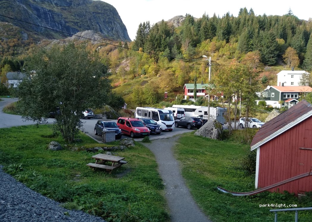 (8380) Nusfjord - 63 Nusfjordveien — foto