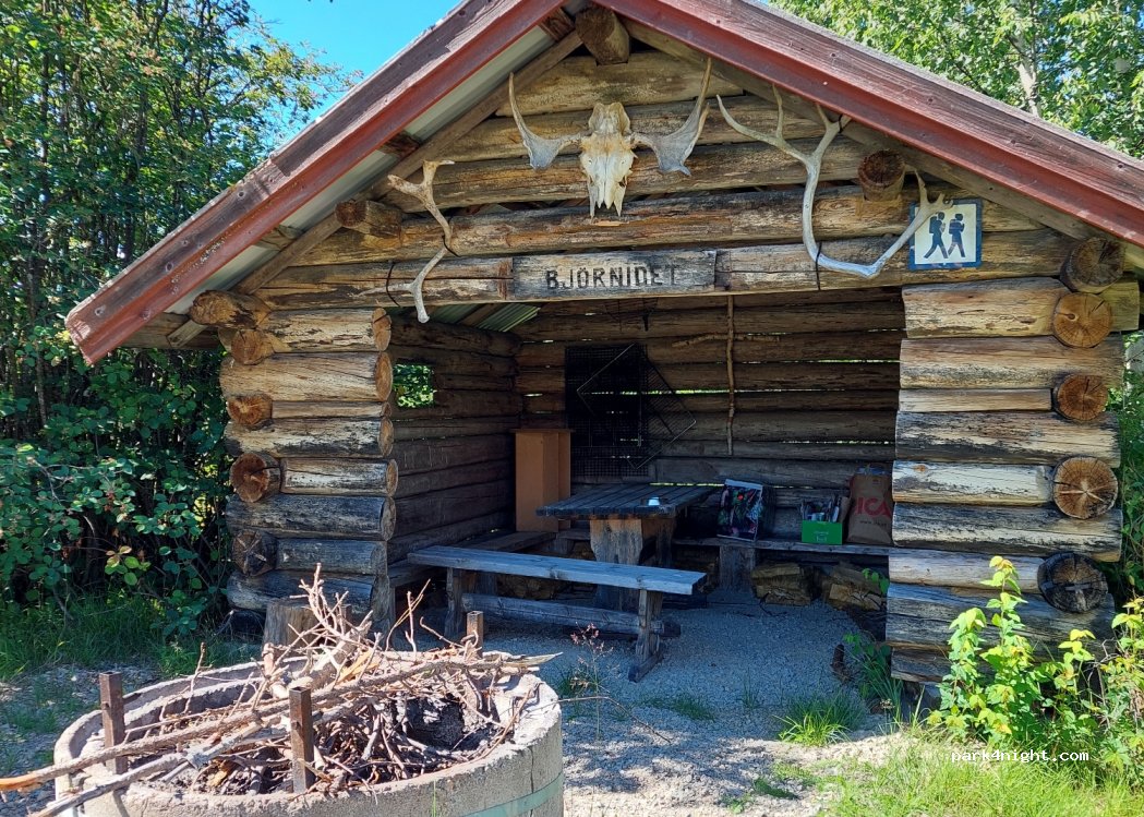 Nederhögens Vildmarkscenter — foto