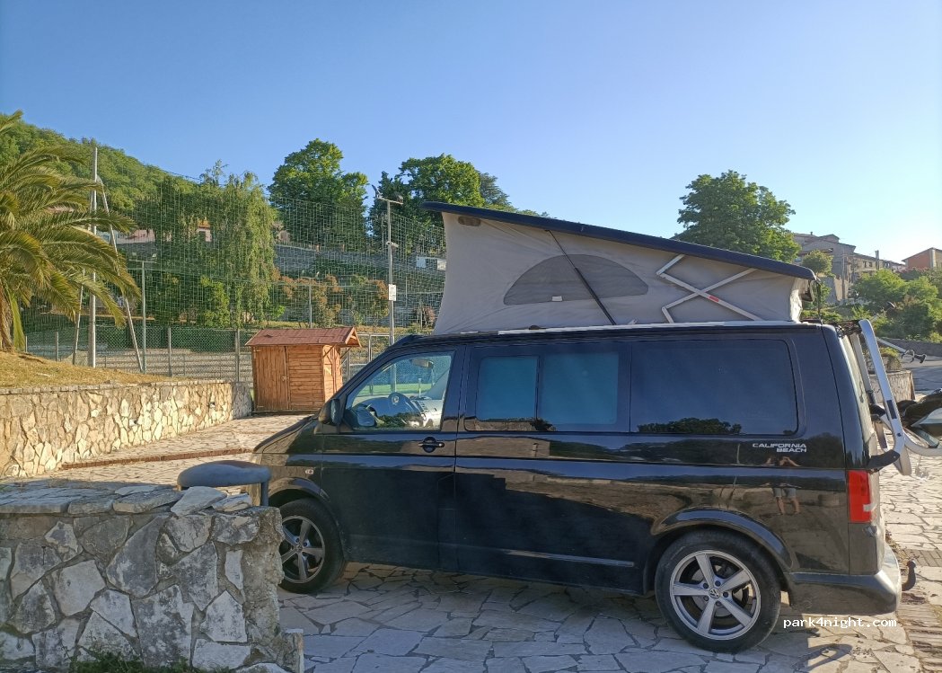 (81035) Roccamonfina - Unnamed road — foto
