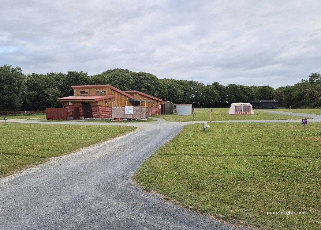 IOAC - Camping & Outdoor Adventure Centre — foto 5