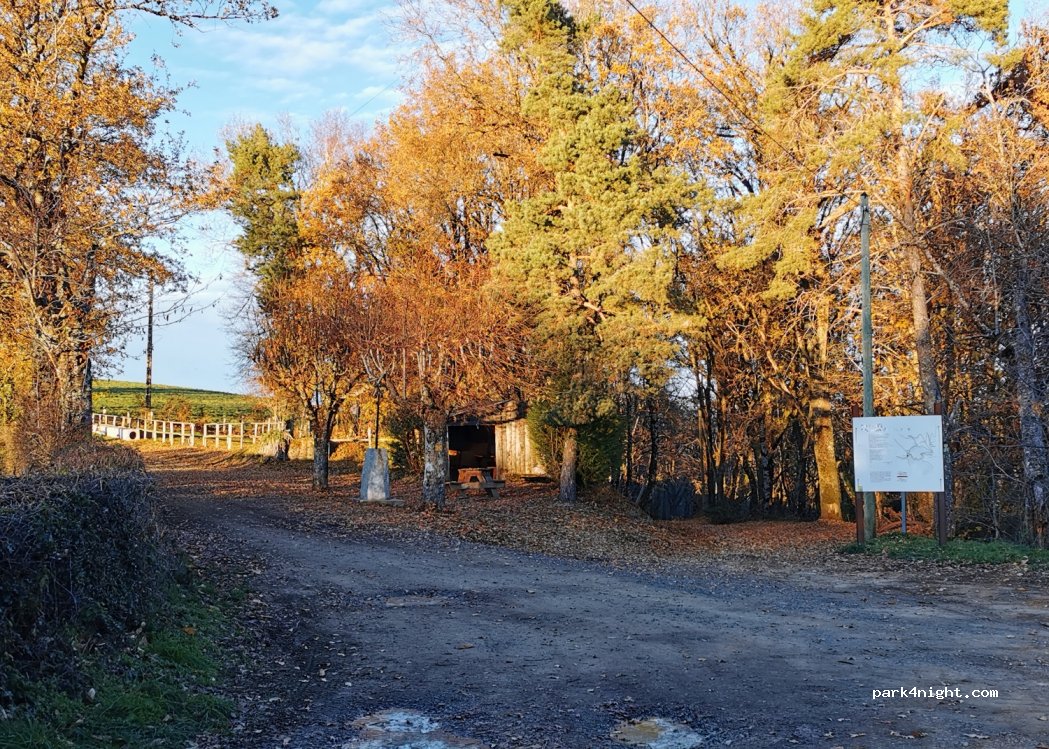 (15120) Leucamp - Unnamed Road — foto 3