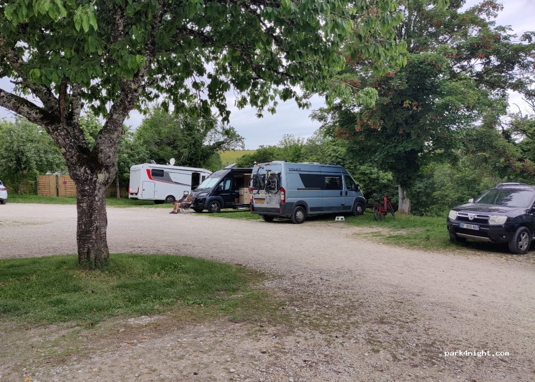 (21150) Flavigny-sur-Ozerain - Jard sous la ville — foto 2
