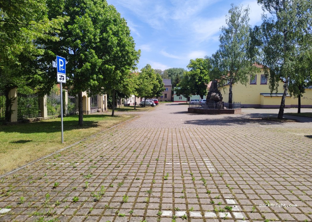 (06408) Preußlitz - 9 Am Denkmal — foto 2