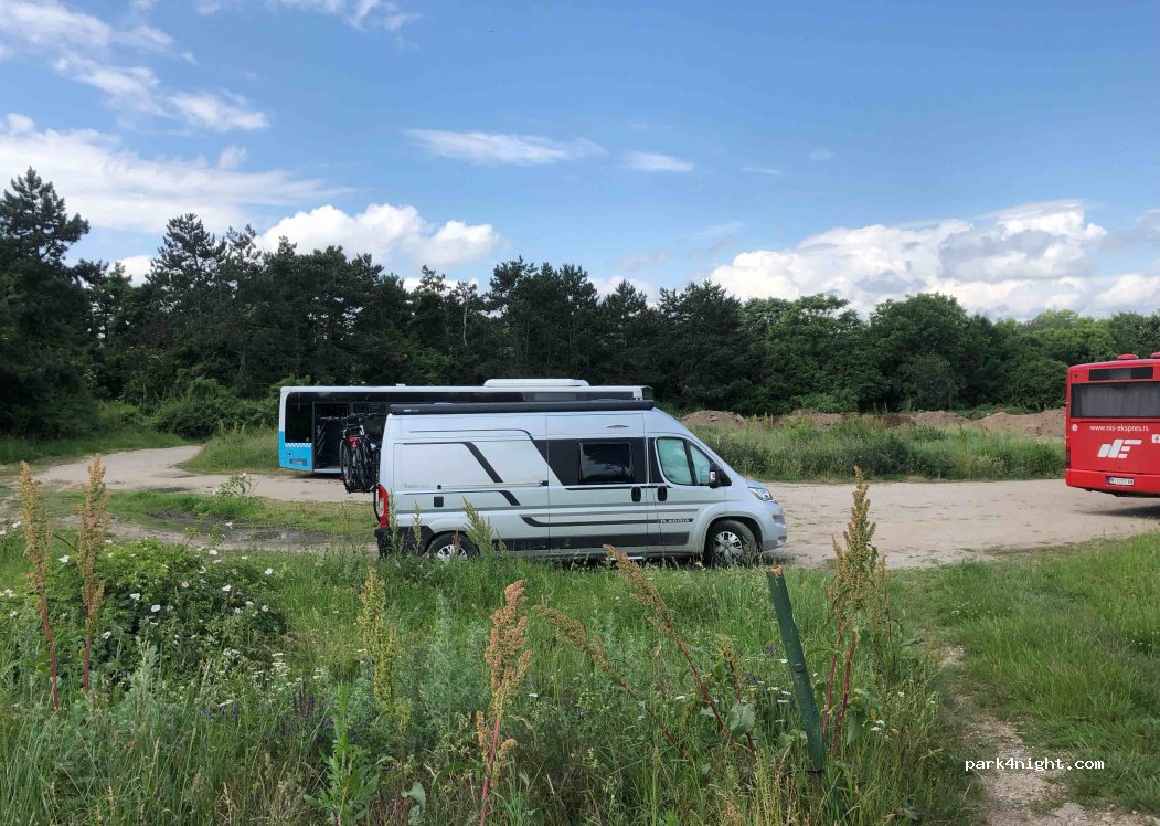 (18000) Niš - Unnamed Road — foto