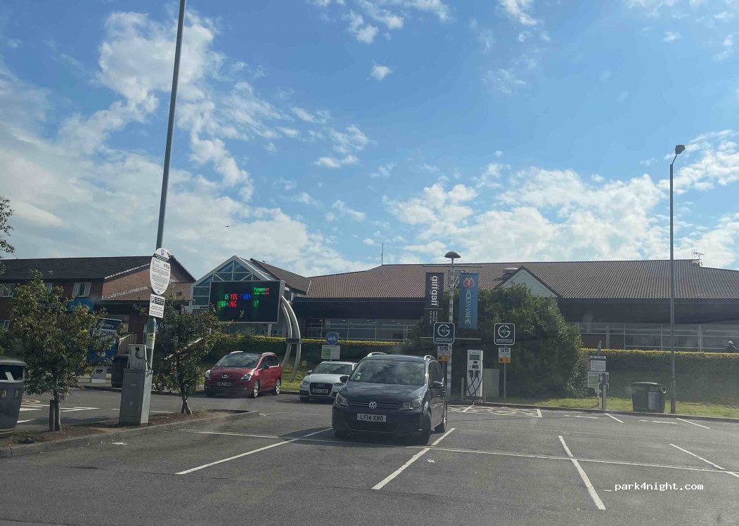 (CF72 8SA) Pontyclun - M4 Motorway — foto