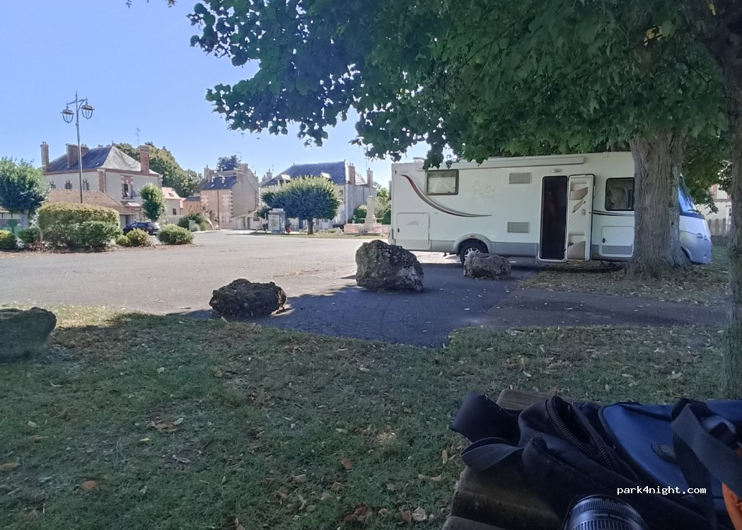 (45360) Saint-Firmin-sur-Loire - 30 Gr Grande Rue — foto 3