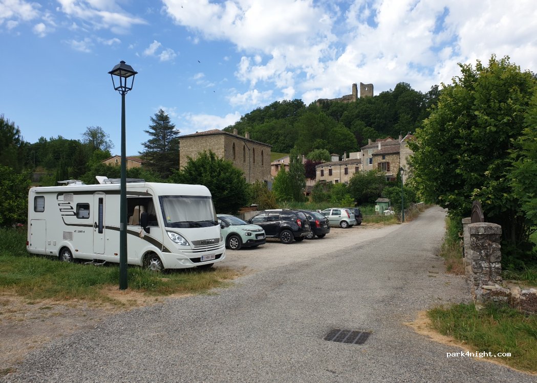 (26460) Bourdeaux - 1 Le Village — foto