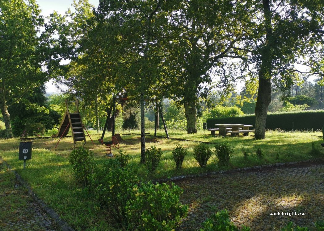 (4940-132) Rubiães - Unnamed Road — foto