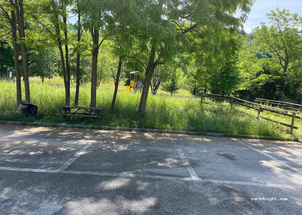 (32100) Belluno - 25 Via Meassa — foto
