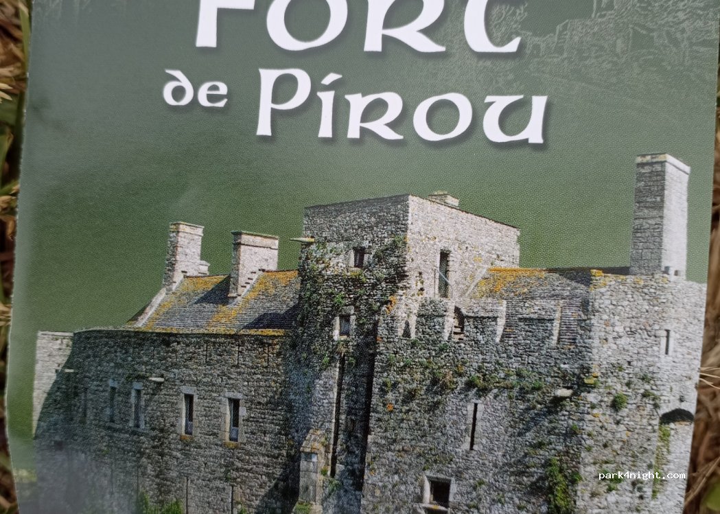 (50770) Pirou - 1 Le Château — foto 2