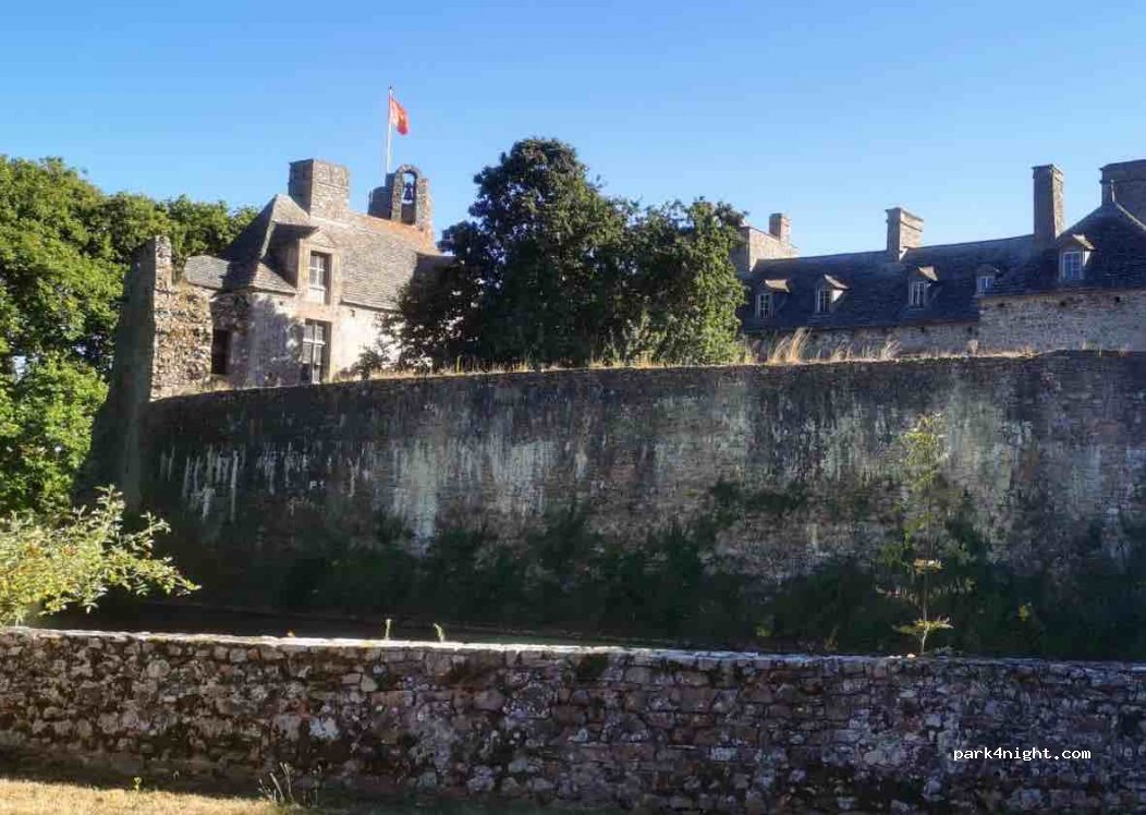 (50770) Pirou - 1 Le Château — foto 4