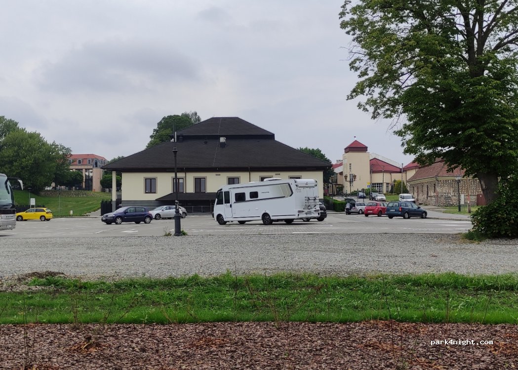 (32-005) Niepołomice - 4 Spółdzielcza — foto