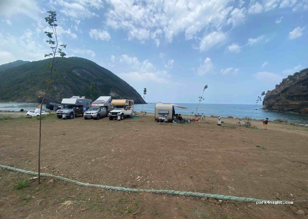 North Point Camping — foto