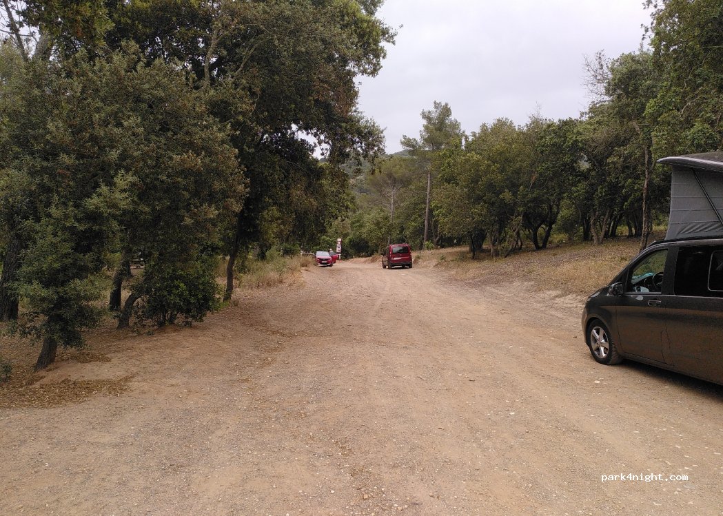 (83140) Six-Fours-les-Plages - Chemin de Roumagnan — foto