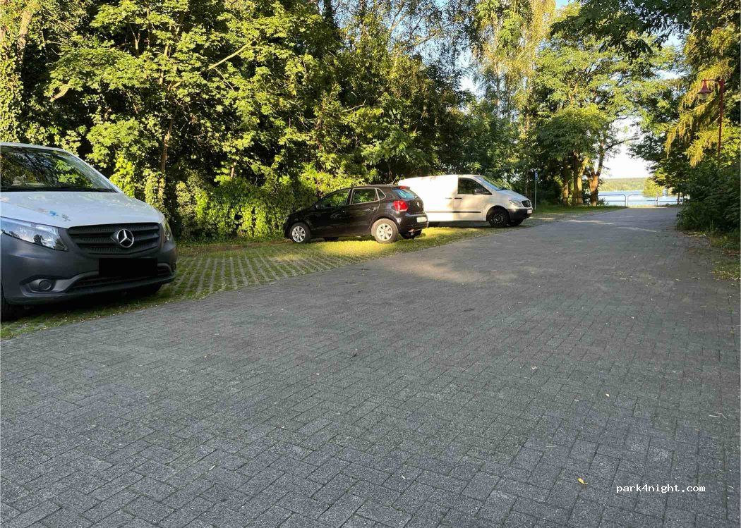 (15526) Bad Saarow - 9 Alte Eichen — foto 3