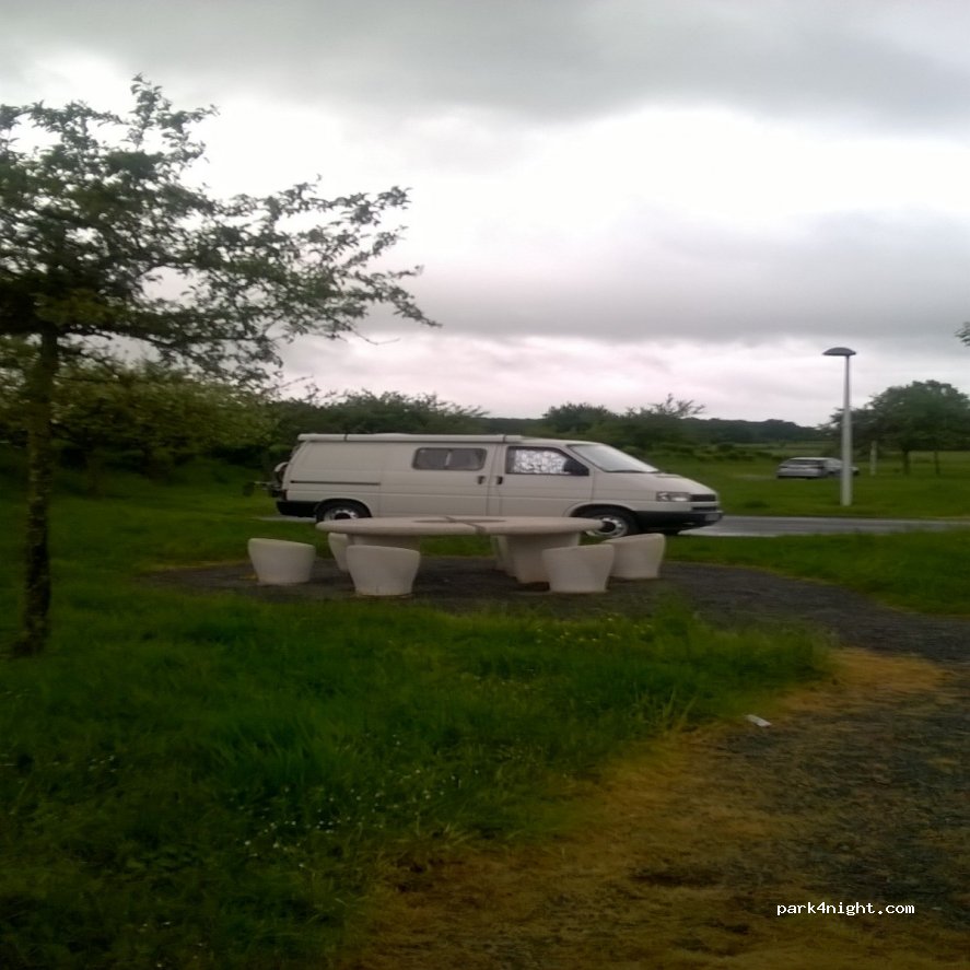 (58000) Sermoise-sur-Loire - 142 Route de Lyon — foto 2
