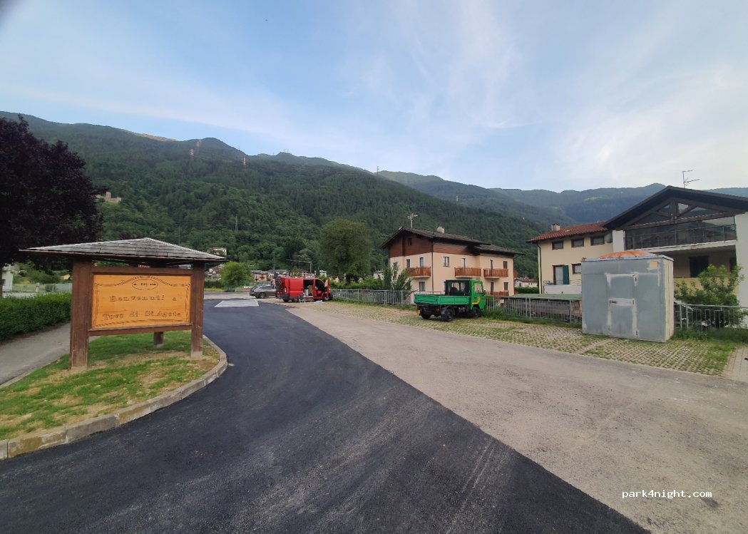 (23030) Tovo di Sant'Agata - 55 Via Provinciale — foto