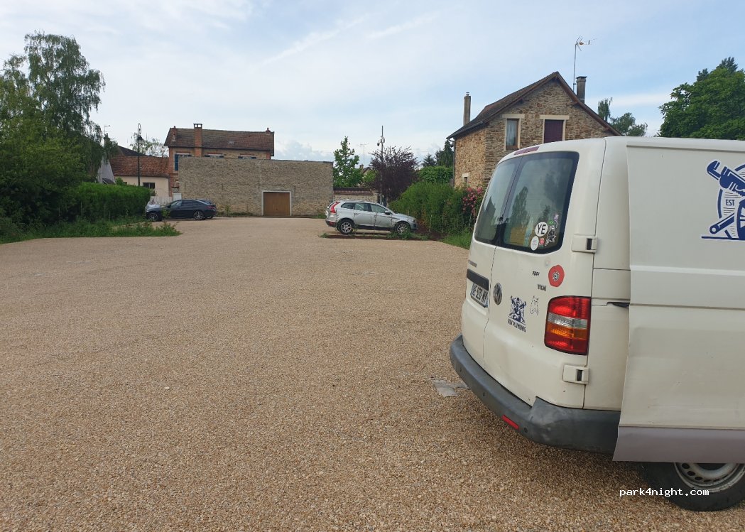(77630) Barbizon - 4 Rue Ernest Revillon — foto 2