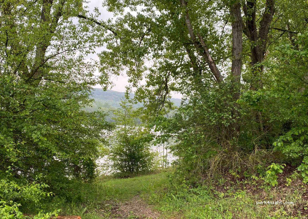 (922 41) Drahovce - Unnamed Road — foto 4