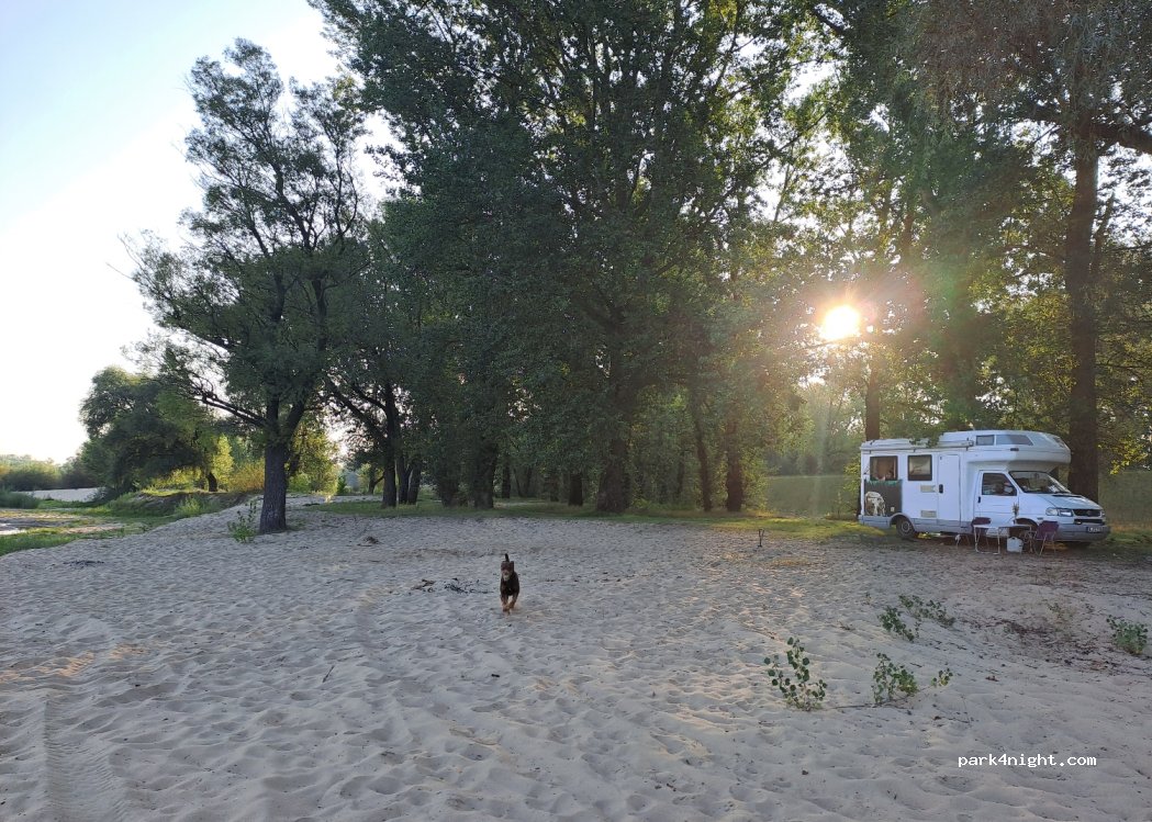 (08) Ostrow - Unnamed Road — foto 4