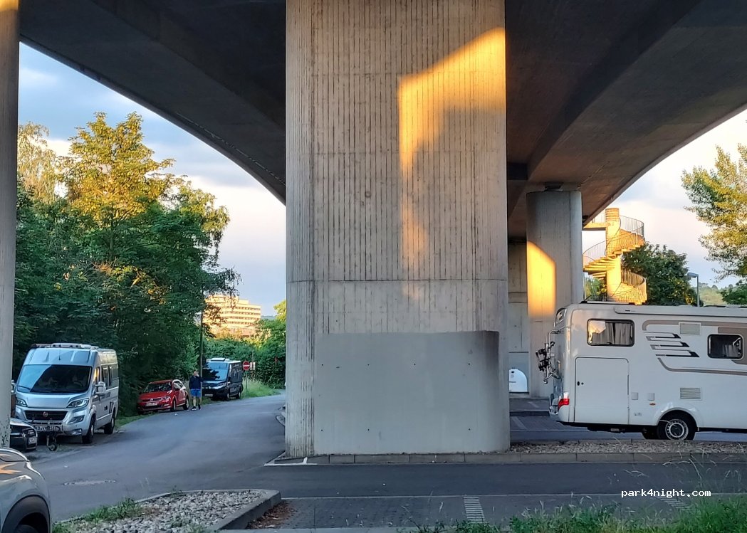 (56072) Koblenz - 25 Winninger Straße — foto 3