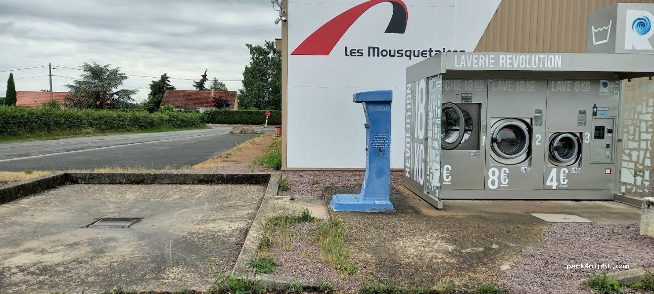(03360) Ainay-le-Château - 21 Voie Communale le Reux — foto 4