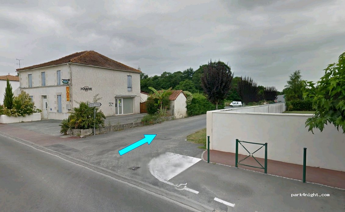 (17920) Breuillet - 16 Route du Candé — foto