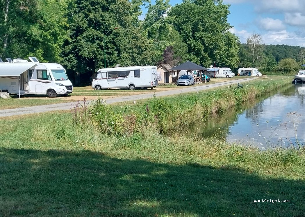 (03230) Beaulon - Route de Chevagnes — foto 3