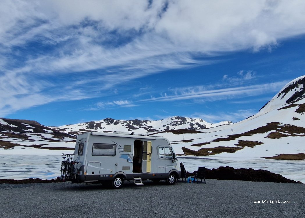 (6893) Vik - 13 Riksveg 13 — foto