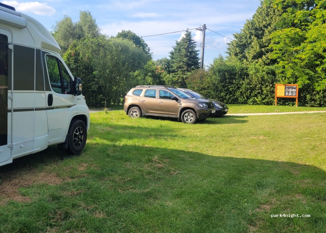 (8046) Bakonykúti - 3 Forrás utca — foto 3
