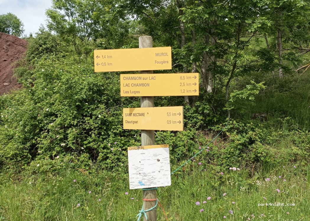 (63790) Murol - Unnamed road — foto 2