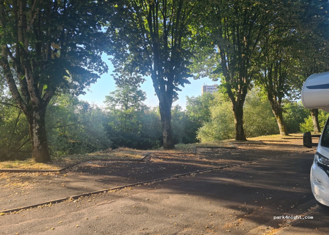 (58000) Nevers - 20 Rue Louise Michel — foto 4