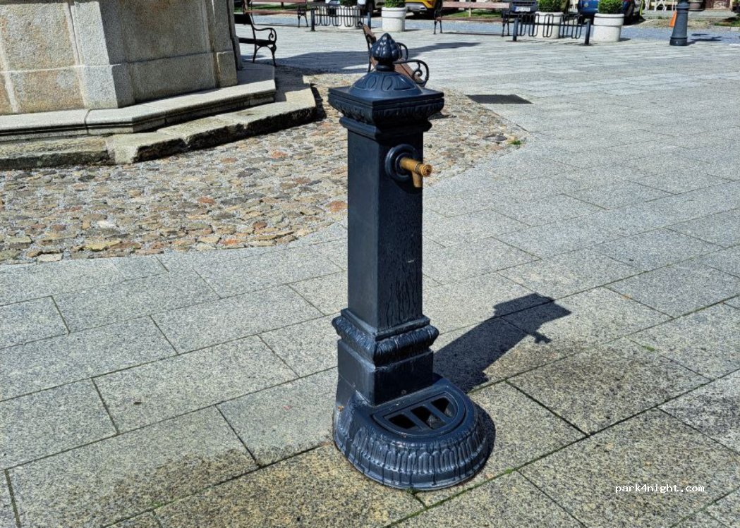 (394 64) Počátky - 34 Palackého náměstí — foto