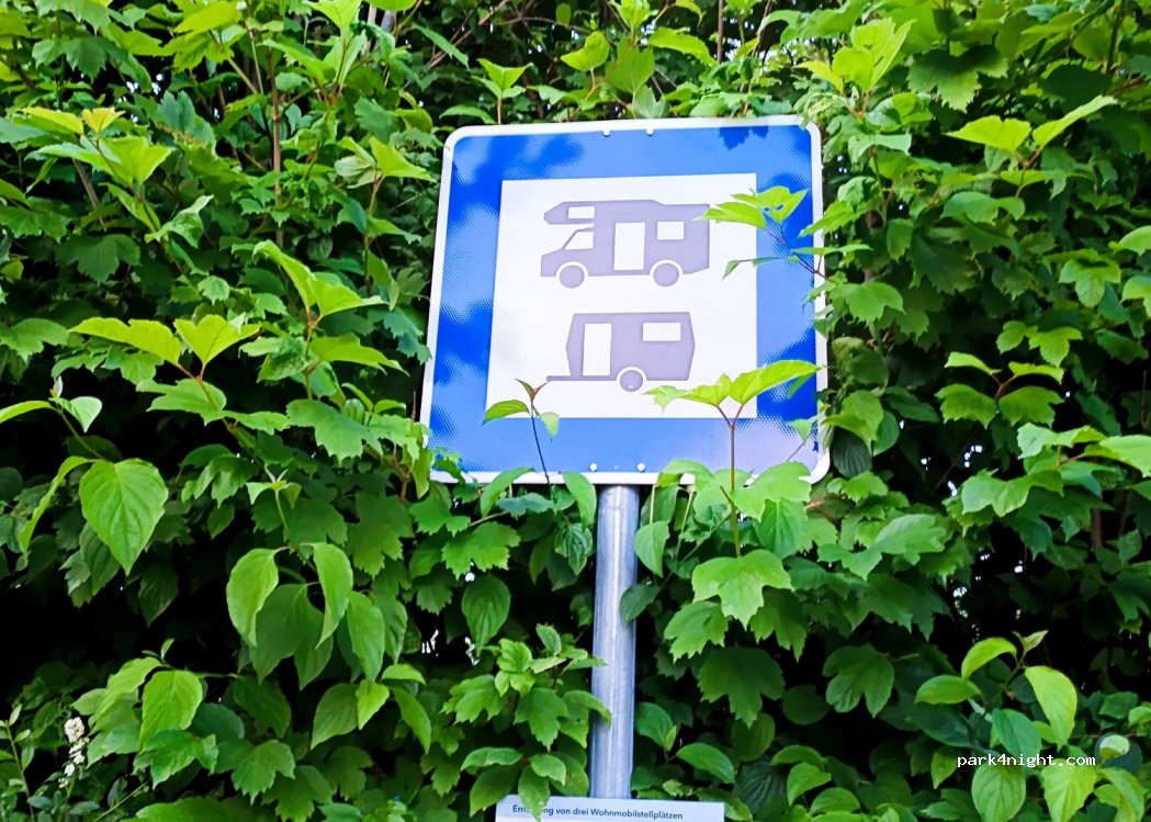 Wohnmobilstellplatz am Freibad Neustadt — foto 3