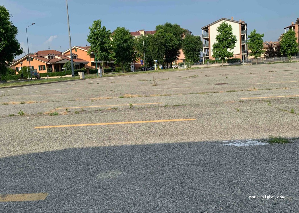 (10022) Carmagnola - 10 Corso Roma — foto