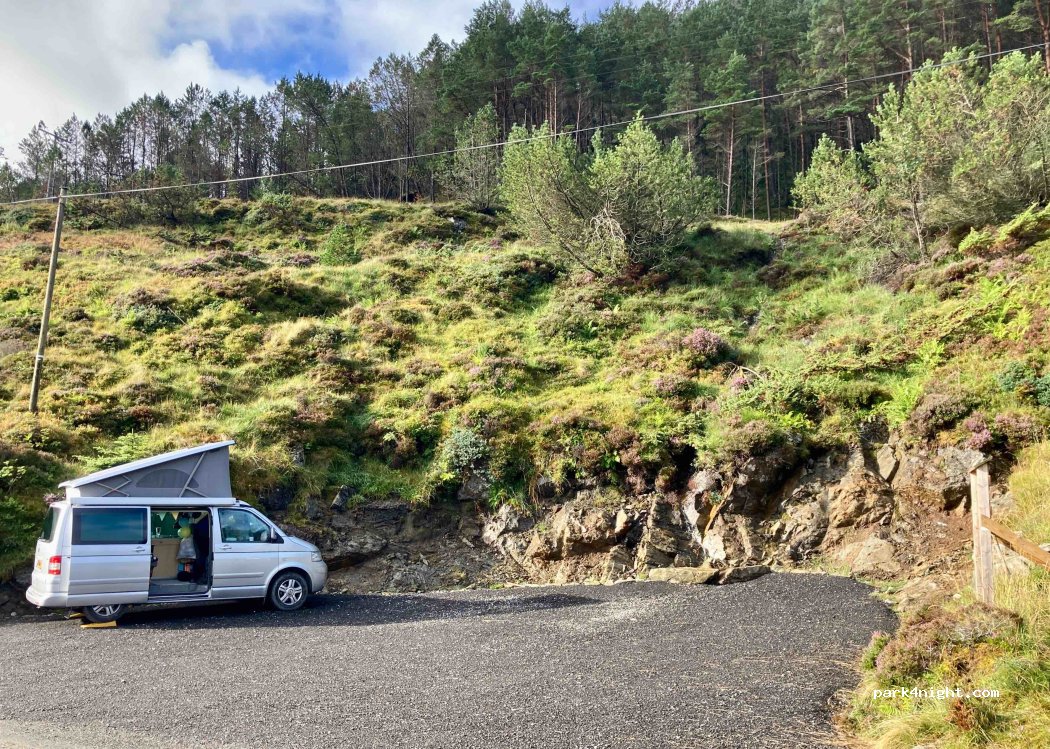(6729) Kalvåg - Unnamed road — foto