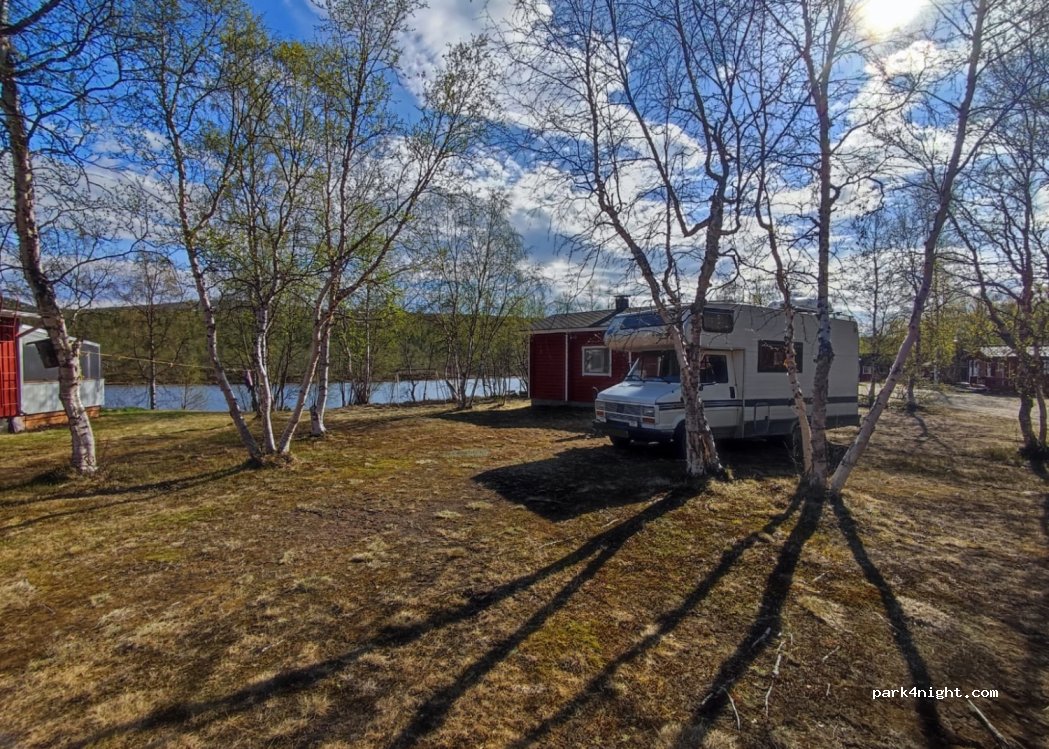 Kaktsvarrin Erämajat — foto