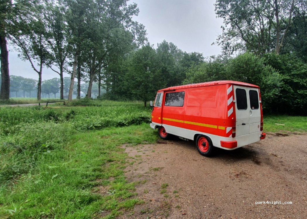 (5364) Escharen - Unnamed road — foto