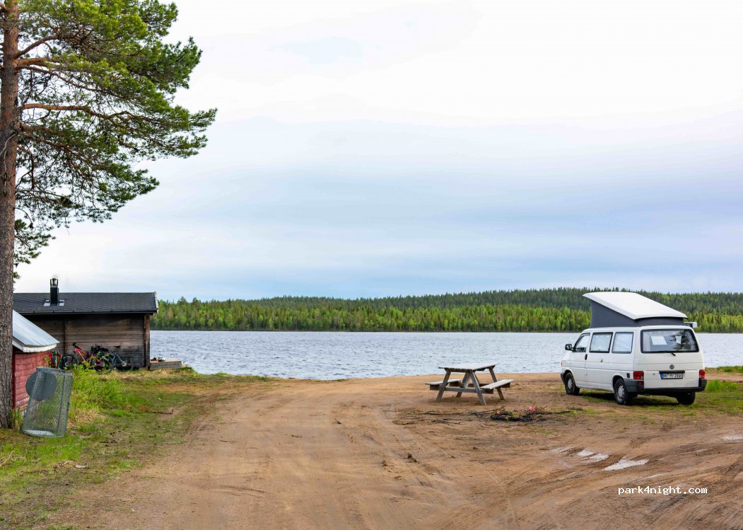 (984 92) Sattajärvi - — foto