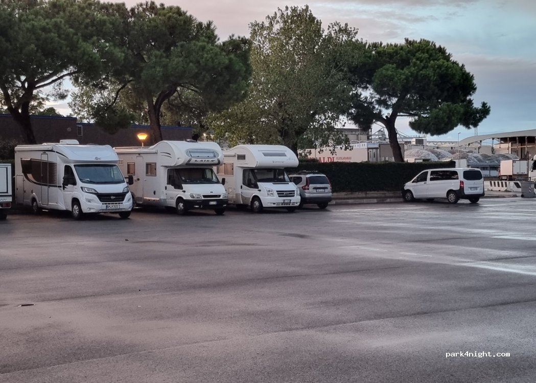 (60125) Ancona - 12 Molo Sud — foto 2