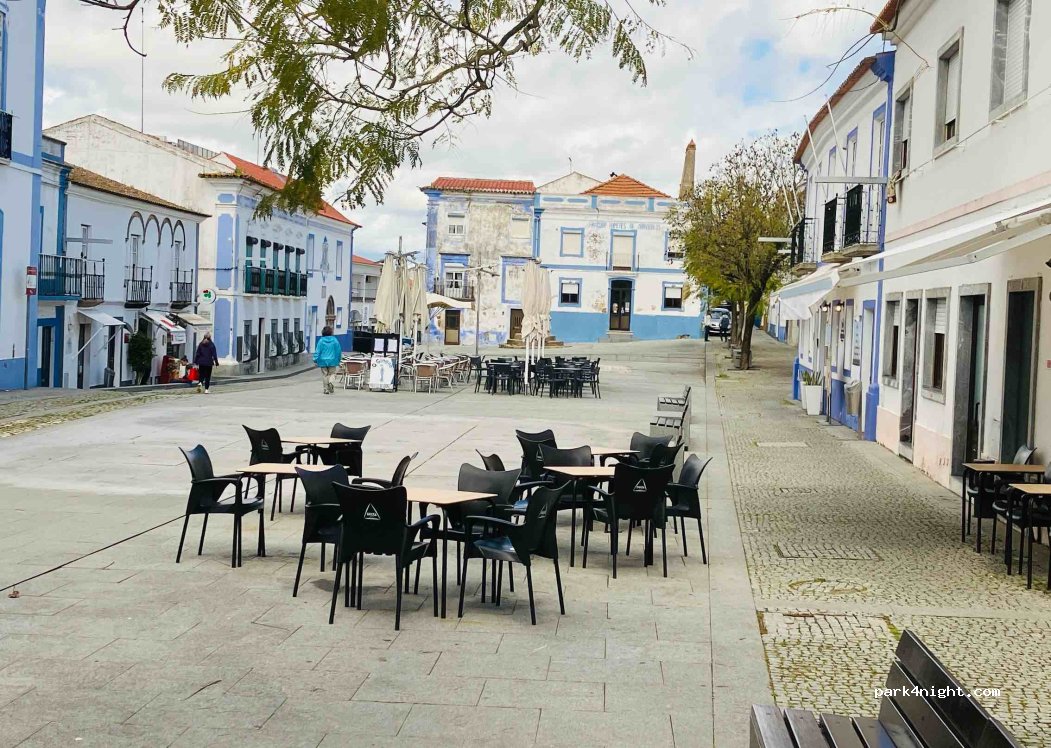 (7040-010) Arraiolos - 63 Rua Doutor Luís Silveiro — foto 2