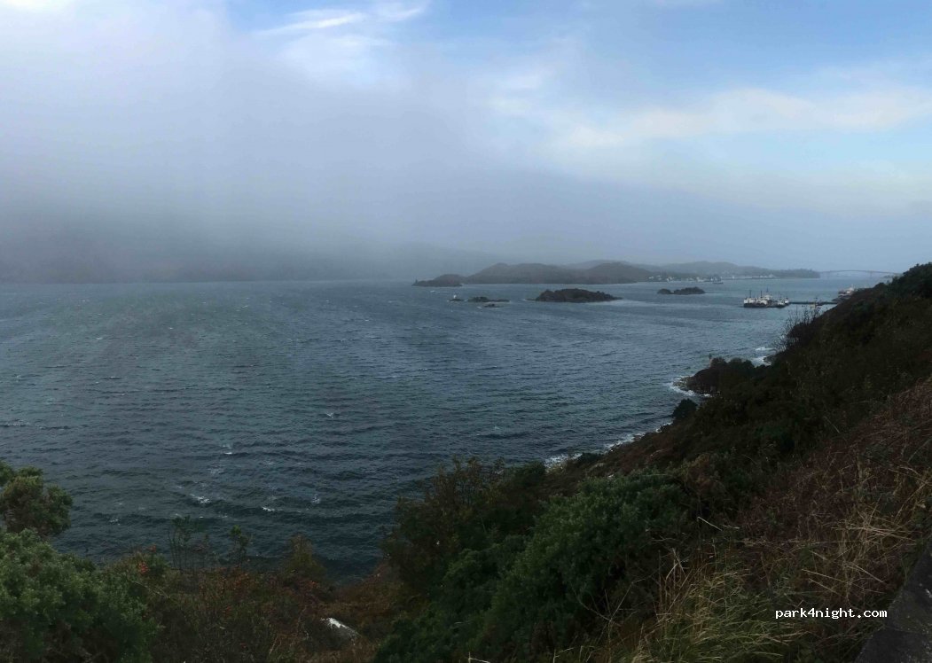 (IV63 7YW) Kyle of Lochalsh - A87 — foto 2