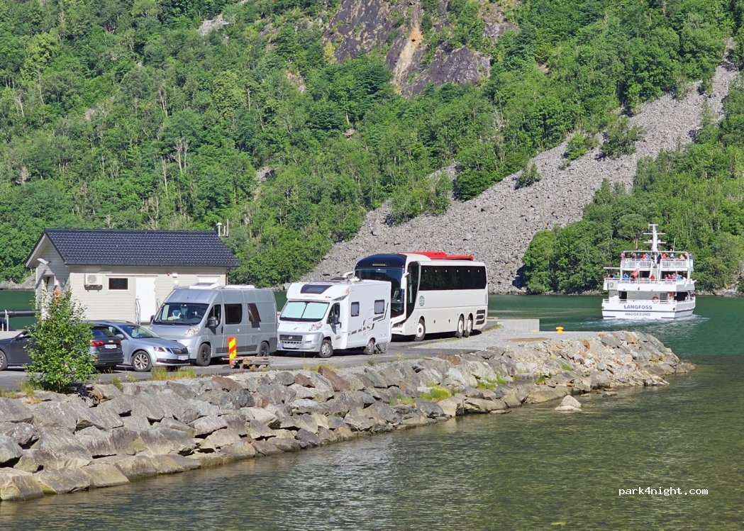 (5598) fjæra - 6 Fjæravegen — foto 2