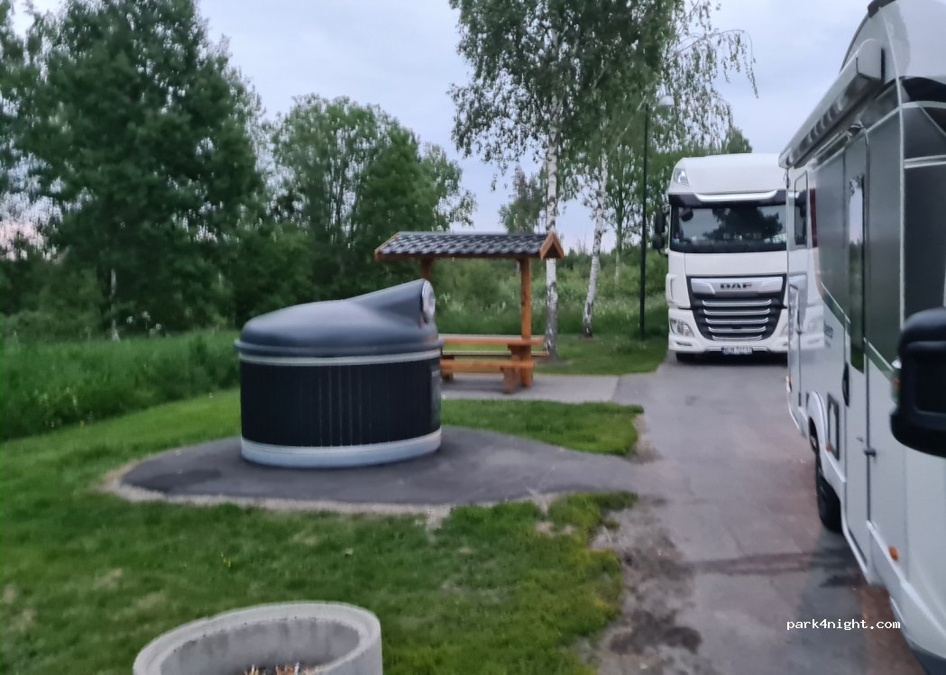 (731 94) Köping - — foto 4