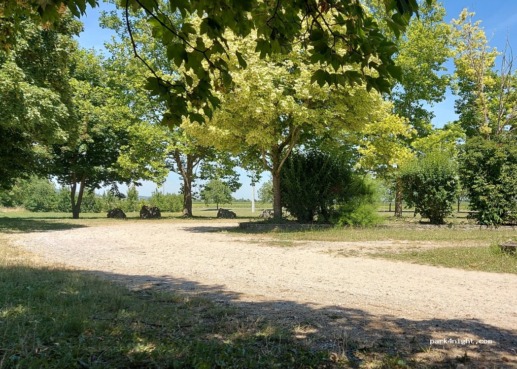 (63260) Saint-Gènes-du-Retz - 3 Rue Principale — foto 5