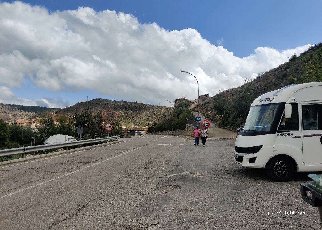 (44126) Albarracín - 14 A-1512 — foto 3