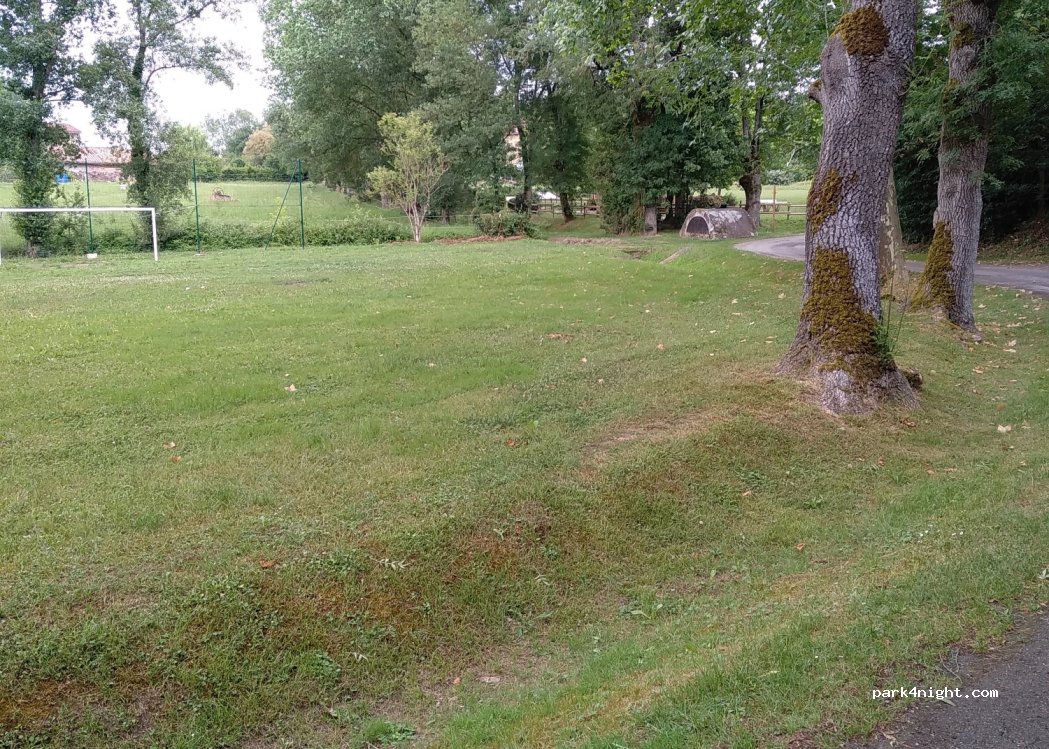 (31460) Loubens-Lauragais - 3 Rue du Palays — foto