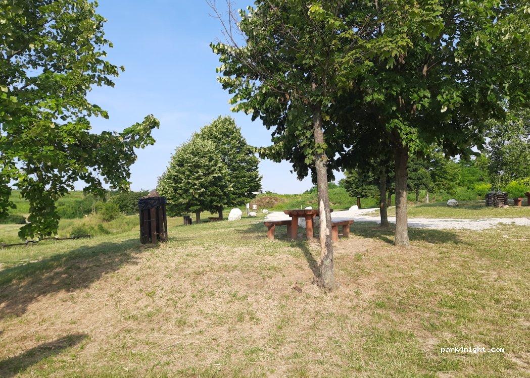 (7144) Alsónána - Unnamed road — foto