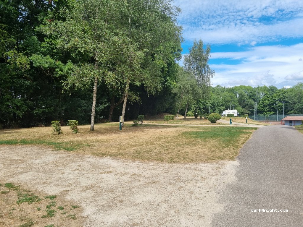 (52140) Val-de-Meuse - 24 Rue Hubert Collot — foto 3