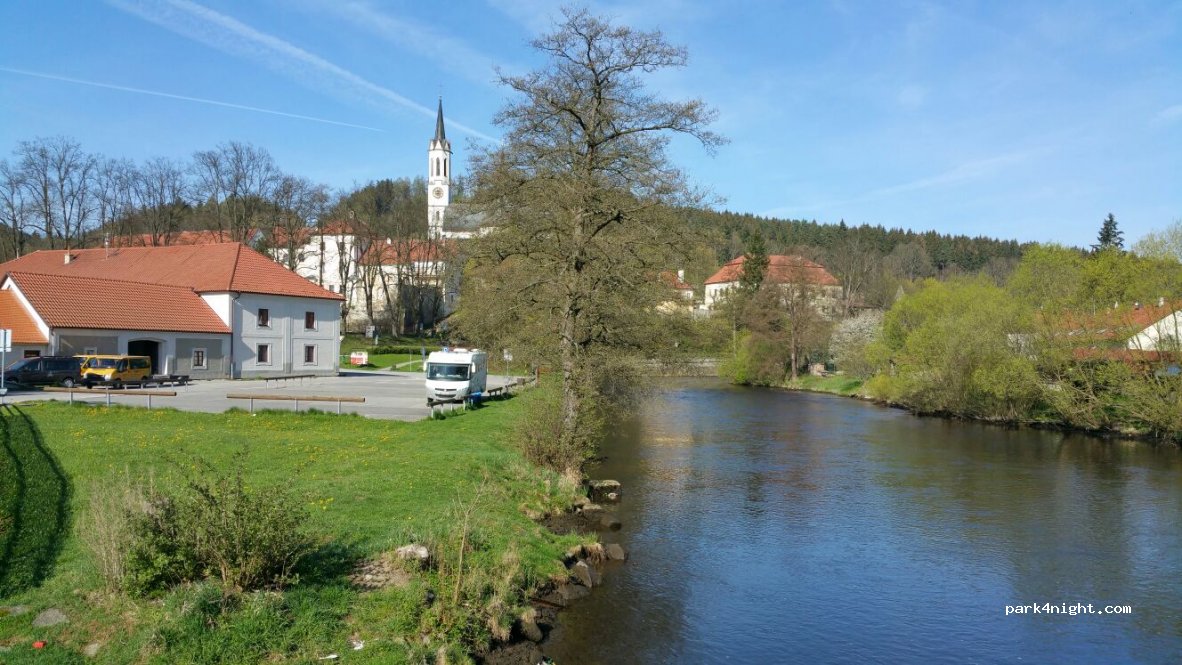 (382 73) Vyšší Brod - 5. května — foto